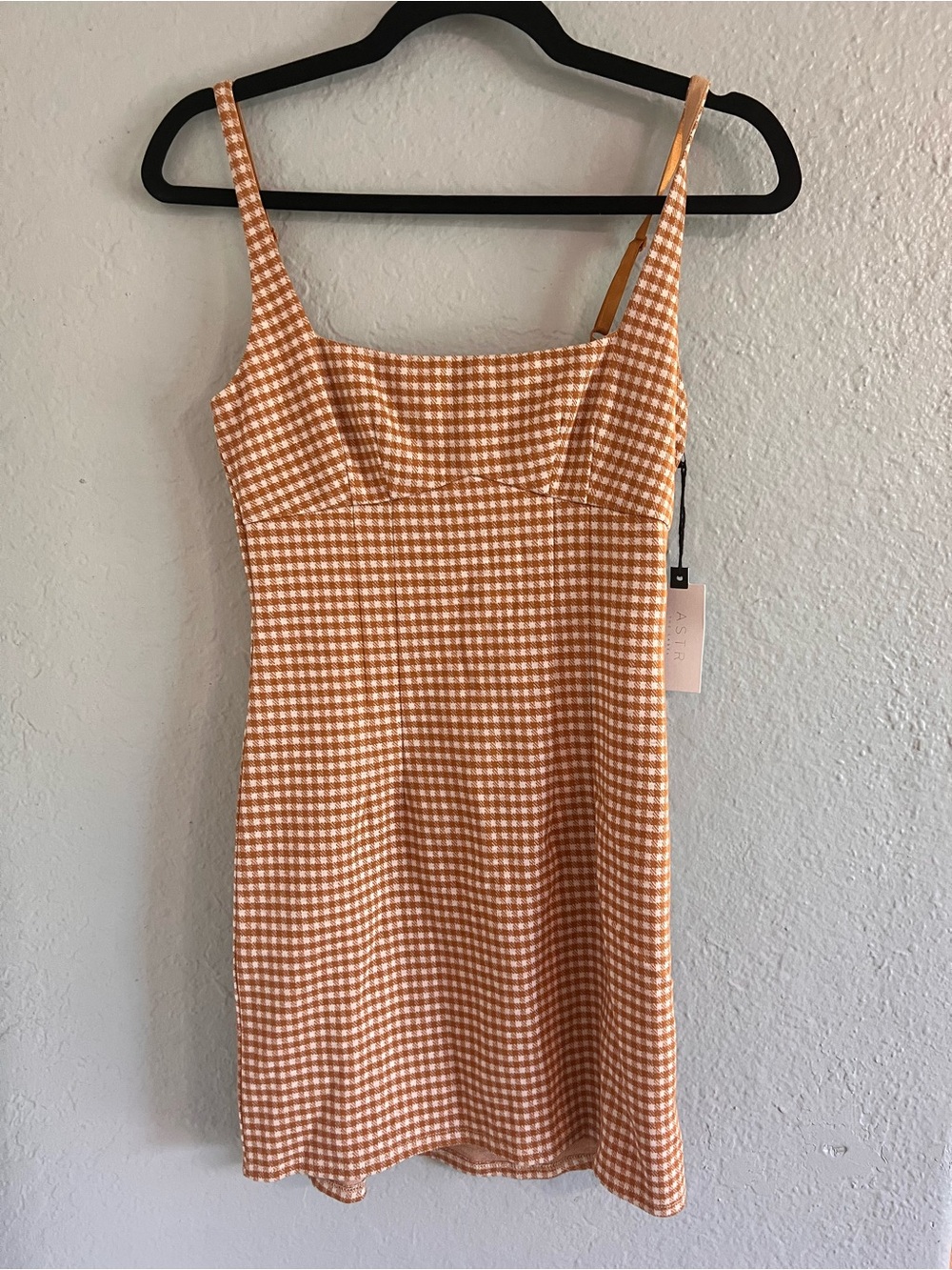 Astr Beige Gingham Knit Slip Dress - Picture 4 of 5